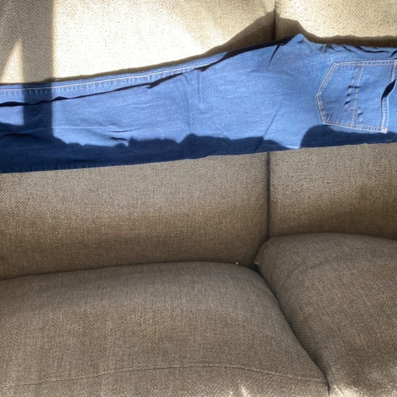 Jeans - Picture 2 of 3